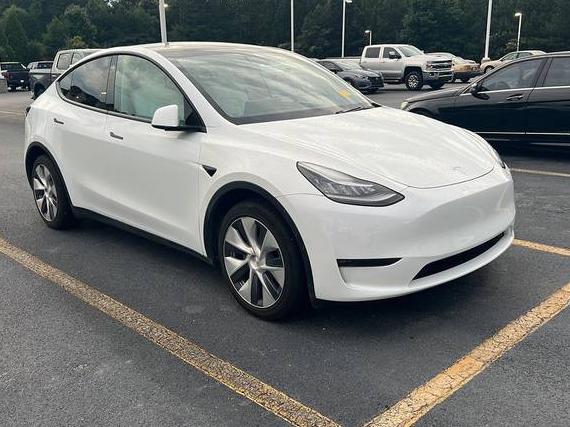 TESLA MODEL Y 2021 5YJYGDEE9MF083025 image
